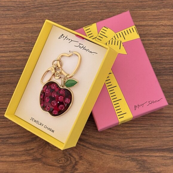NEW Betsey Johnson Apple Bag Charm Clip Jewelry Keychain Gift Handbag Teacher - Picture 1 of 4